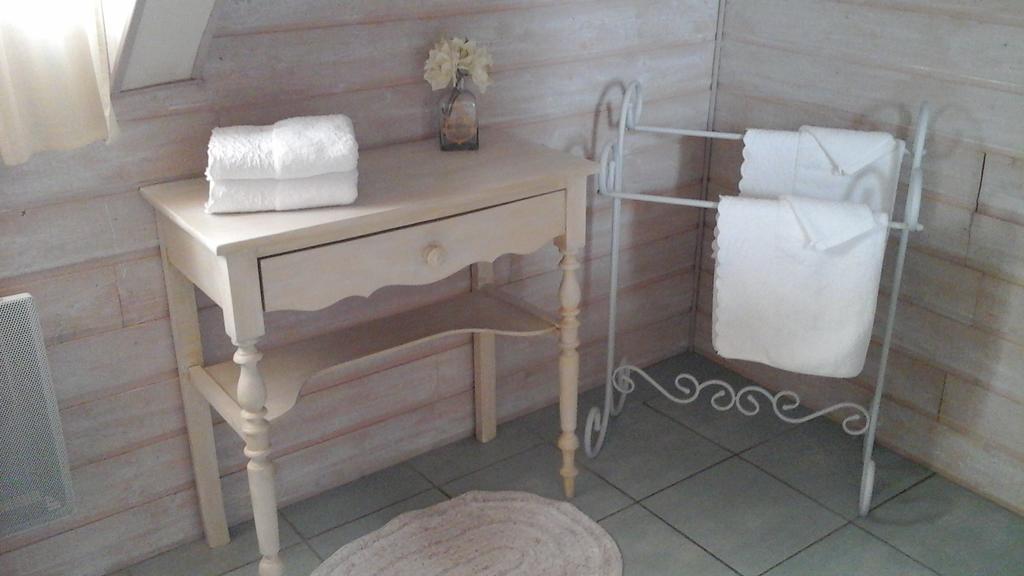 La Freneraie Hotel Paulhac  Cameră foto